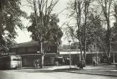 Warmbad Villach, Eingang zum Thermalfreibad - alte historische Fotos Ansichten Bilder Aufnahmen Ansichtskarten 