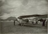 Villach - Flugplatz (im Hintergrund Bleiberg) - Villach - alte historische Fotos Ansichten Bilder Aufnahmen Ansichtskarten 