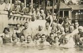 Warmbad Villach,  Badefreuden in der Therme - Villach-Warmbad-Judendorf - alte historische Fotos Ansichten Bilder Aufnahmen Ansichtskarten 