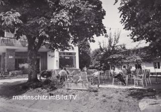 Cafe Bernold -  Das Platzl mit Gastgarten - Seeblickstraße - alte historische Fotos Ansichten Bilder Aufnahmen Ansichtskarten 