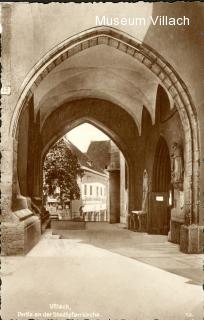 Vorhalle der Stadtpfarrkirche - Kärnten - alte historische Fotos Ansichten Bilder Aufnahmen Ansichtskarten 