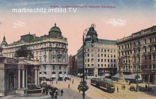 Wien, Albrechtsplatz mit Mozart Denkmal - Wien - alte historische Fotos Ansichten Bilder Aufnahmen Ansichtskarten 