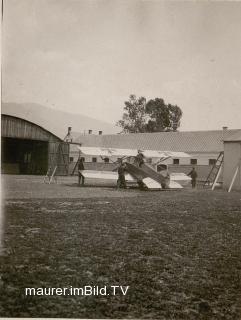 Am Flugplatz in Villach - alte historische Fotos Ansichten Bilder Aufnahmen Ansichtskarten 