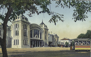 Beim Bahnhof - Europa - alte historische Fotos Ansichten Bilder Aufnahmen Ansichtskarten 